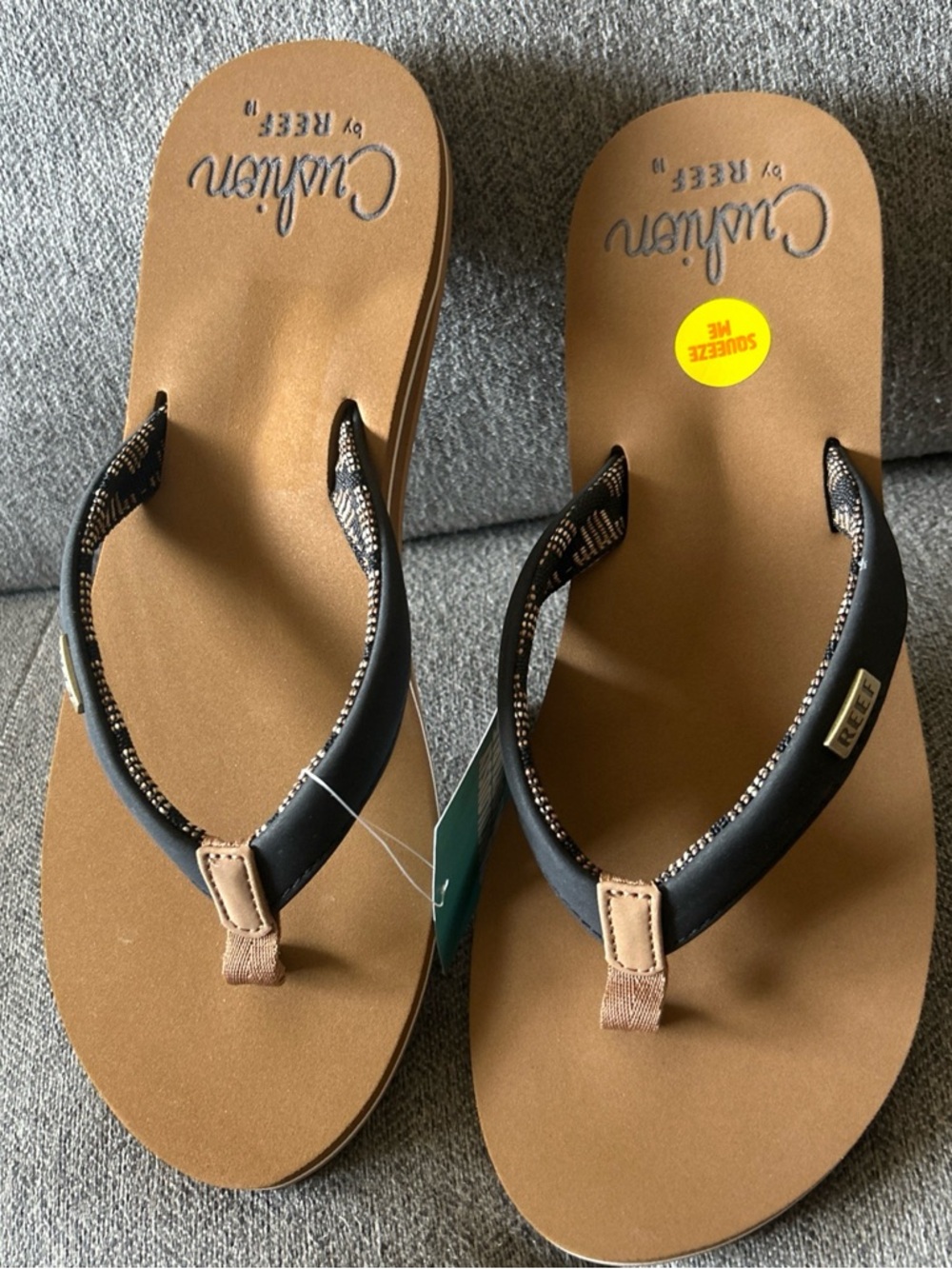 Reef Black and Tan Patterned Strap Sandals